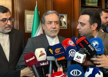 Araqchi Reaffirms Iran’s Fierce Resistance