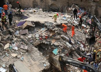 Death toll rises to 22 in Karachi building collapse as rescue operations continue