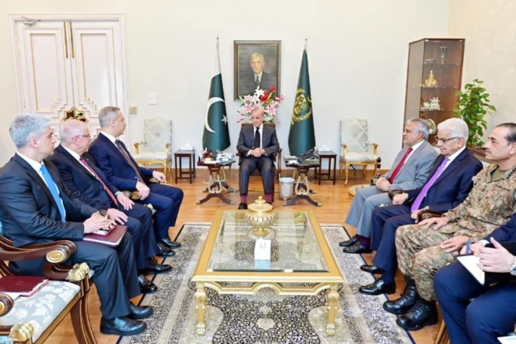 Pakistan, Türkiye pledge to elevate ties into strategic partnership during high-level meeting in Islamabad