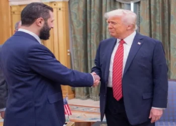 Trump signs executive order to dismantle Syria sanctions, pledges reconstruction support