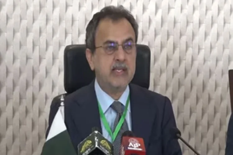 Awais Leghari seeks stronger trade ties with Kyrgyzstan