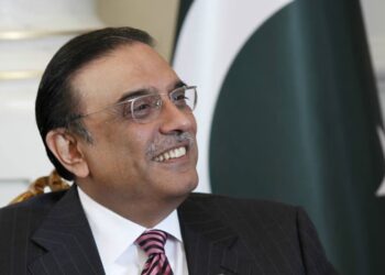 President Zardari felicitates Pakistani Team on winning Asian Youth Girls Netball Championship