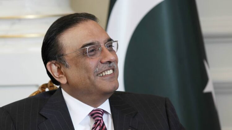 President Zardari felicitates Pakistani Team on winning Asian Youth Girls Netball Championship