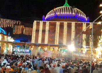 Thousands gather as Urs celebrations of Hazrat Baba Farid continue