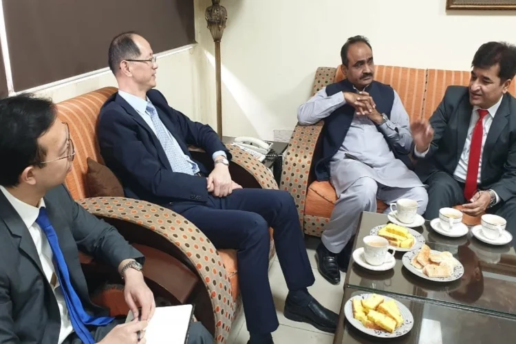 Chinese embassy delegation visits PTV Islamabad Centre, praises PTV’s efforts