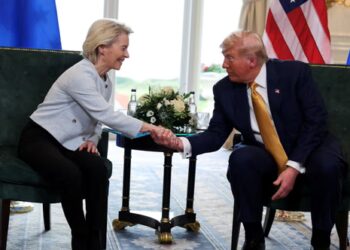 Trump Announces Tentative Trade Deal with EU, Averts Tariff Hike Threat