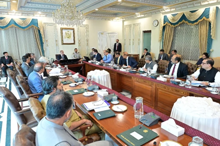 PM Shehbaz Terms FBR Reforms a Positive Step, Urges Timely Completion