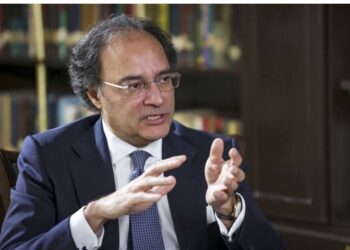 Finance Minister Aurangzeb drives strategic partnerships at FFD4 in Seville