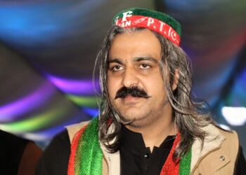 Arrest Warrant Issued for KP CM Gandapur in Weapons and Liquor Case Over Continued Absence
