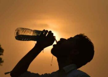 Hot, Humid Spell Grips Country; Rain, Thunderstorms Likely in Upper Areas