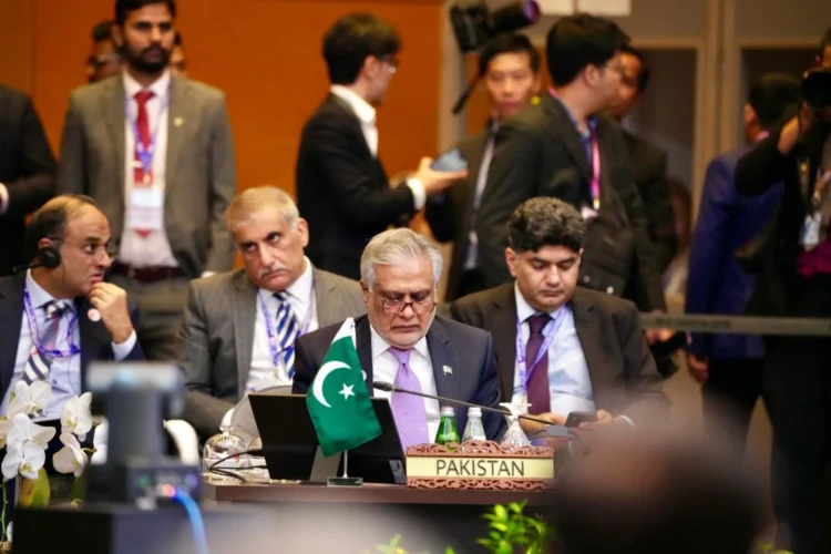 Pakistan reaffirms support for peace, multilateralism, and regional dialogue at 32nd ASEAN Regional Forum