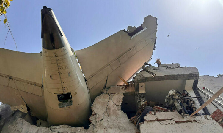 260 Dead in Air India Horror: Mystery Switches & Chaos in Cockpit!