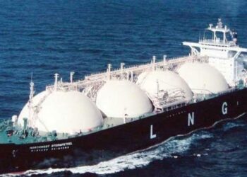 Govt Considers Lifting Countrywide Ban on New Gas Connections Based on LNG