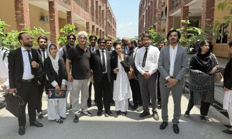 Islamabad Court Halts Ban on 27 YouTube Channels After Journalists’ Plea