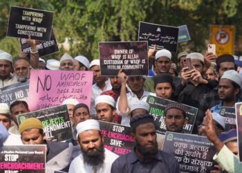 Massive protest in India against Waqf Amendment Bill, opposition vows to fight “Anti-Muslim” legislation