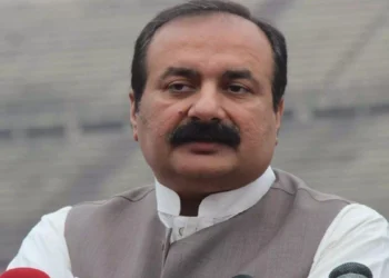 Chairman PMYP engages youth interns at Parliament, emphasizes role in strengthening democracy