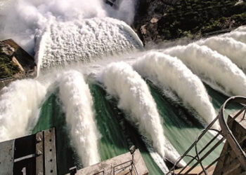 Tarbela release raises Indus levels; Authorities issue safety advisory