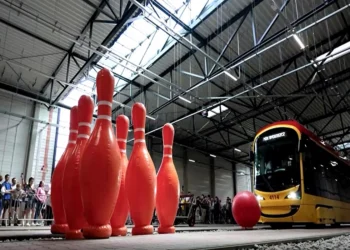 Tram drivers world C’ship :12 teams compete in testing skill and teamwork