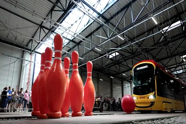 Tram drivers world C’ship :12 teams compete in testing skill and teamwork