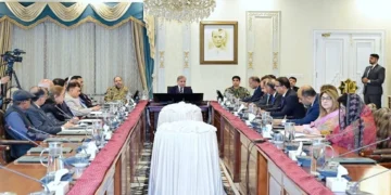 PM pledges full support for KP flood victims, announces cabinet’s one-month salary