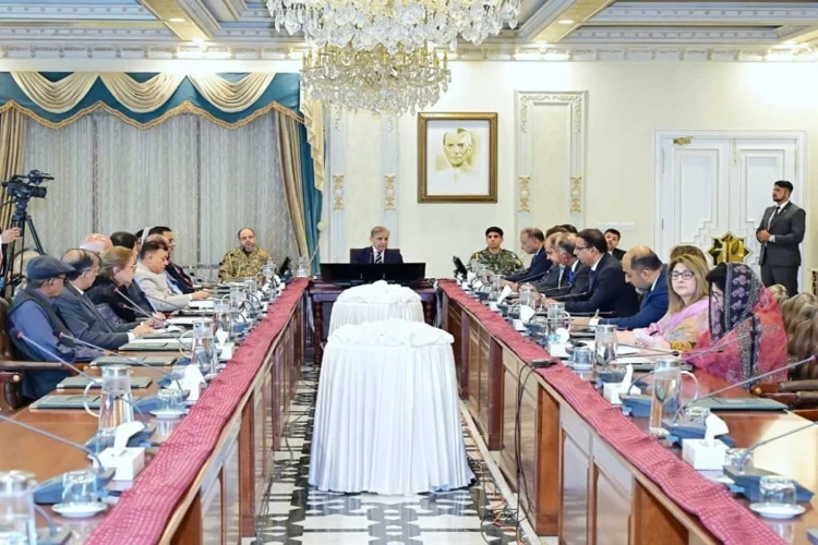 PM pledges full support for KP flood victims, announces cabinet’s one-month salary