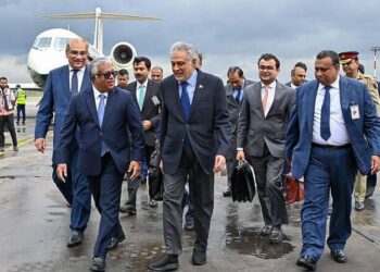 Ishaq Dar Hails “New Era” in Pakistan-Bangladesh Ties During Landmark Dhaka Visit