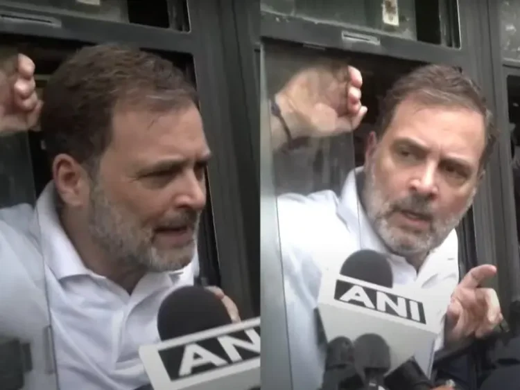 Delhi Police Detain Rahul Gandhi, Priyanka Gandhi, and Other Opposition MPs During Protest; Released After Two Hours