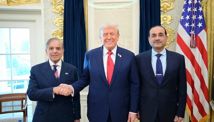 PM Shehbaz Meets US President Trump at White House, Discusses Key Bilateral Issues