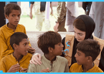 Punjab CM Maryam Nawaz Reviews Flood Situation in Jhang, Orders Use of Advanced Technology in Rescue Ops