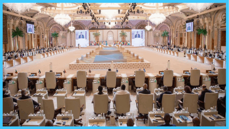 Shehbaz to Attend Qatar Summit of Arab, Muslim Leaders on Israeli Strikes