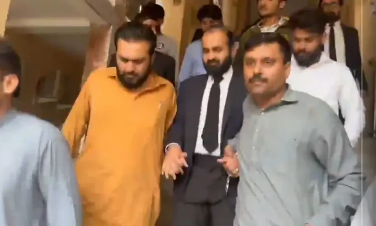 Rights activist Imaan Mazari’s husband, Hadi Ali Chattha, arrested outside Islamabad courtroom