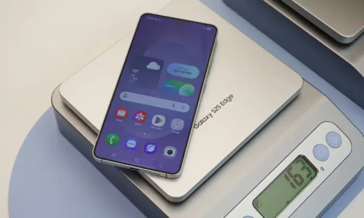 Samsung unveils its slimmest flagship smartphone, the Galaxy S25 Edge