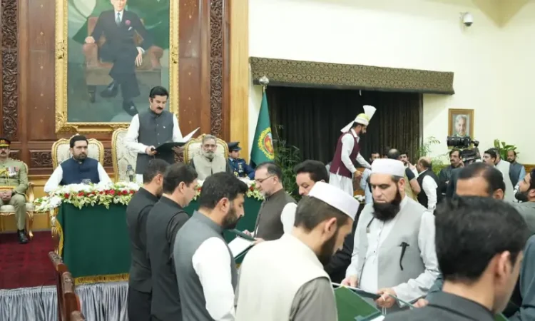 13-Member KP Cabinet Takes Oath in Peshawar