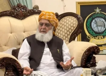 Fazlur Rehman Offers to Mediate Between Pakistan and Afghanistan Amid Border Tensions