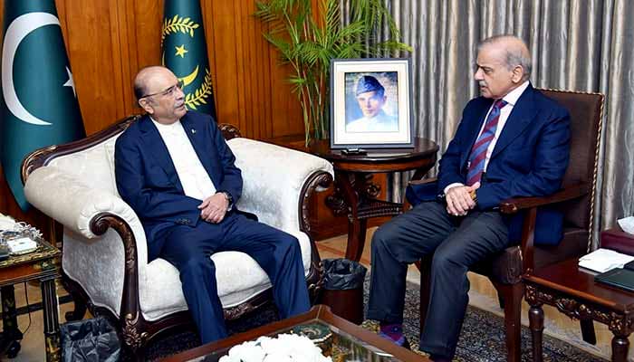 Zardari, Shehbaz Discuss AJK Political Crisis as PPP Moves Toward New Government Formation