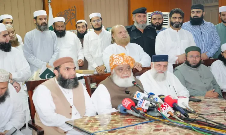 Fazlur Rehman Rejects Trump’s Gaza Peace Plan, PTI Voices Concerns