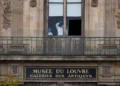 Suspects Arrested in $102 Million Louvre Jewellery Heist as One Tried to Flee France