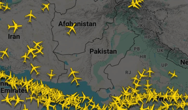 Pakistan to close airspace for two days amid Indian military drills