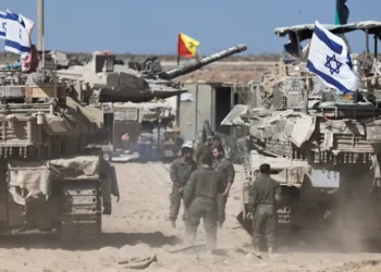 Gaza ceasefire under strain as Israel halts aid after alleged Hamas violation