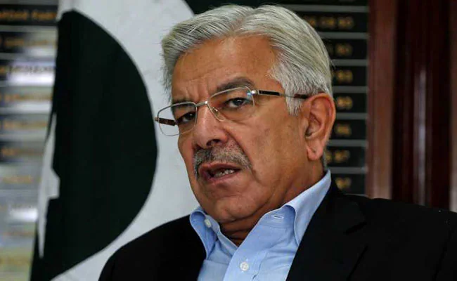 Khawaja Asif Dismisses Remarks on Disarming Hamas, Says No Such Mandate for Pakistani Troops in Gaza Peace Force