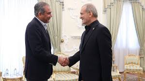 Iran Offers to Mediate Between Pakistan and Afghanistan, Says President Pezeshkian
