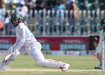 South Africa Beat Pakistan by Eight Wickets, Level Test Series 1-1