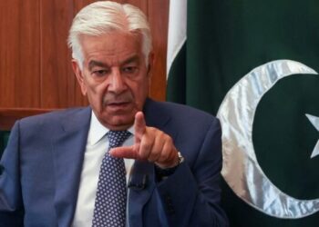 Khawaja Asif Says Afghan Negotiators Withdrew from Agreement After Kabul’s Intervention