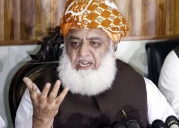 JUI-F, PPP warn against rollback of provincial powers under proposed 27th Amendment