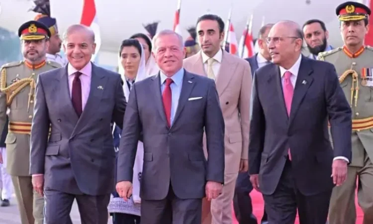 King Abdullah II Begins Two-Day State Visit to Pakistan, Receives Warm Welcome in Islamabad