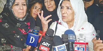 Aleema Khan Denied Meeting with Imran Again as PTI Supporters Stage Sit-In Outside Adiala Jail