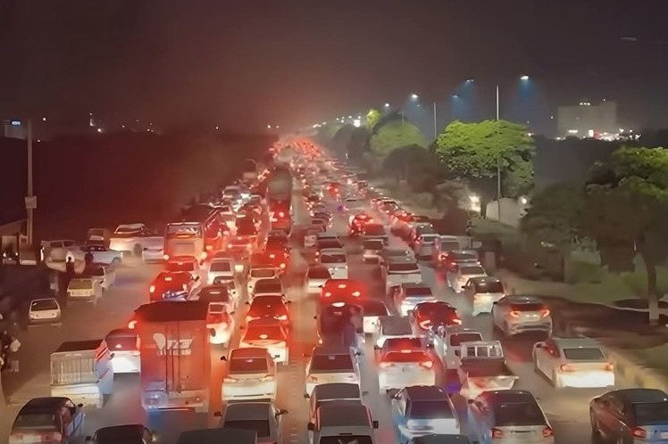 Massive Traffic Gridlock in Islamabad Amid Tri-Nation Series and VVIP Movements