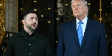Trump Hosts Zelenskyy in Florida, Says Putin and Ukrainian Leader Both Seek Peace as Talks Enter Crucial Phase