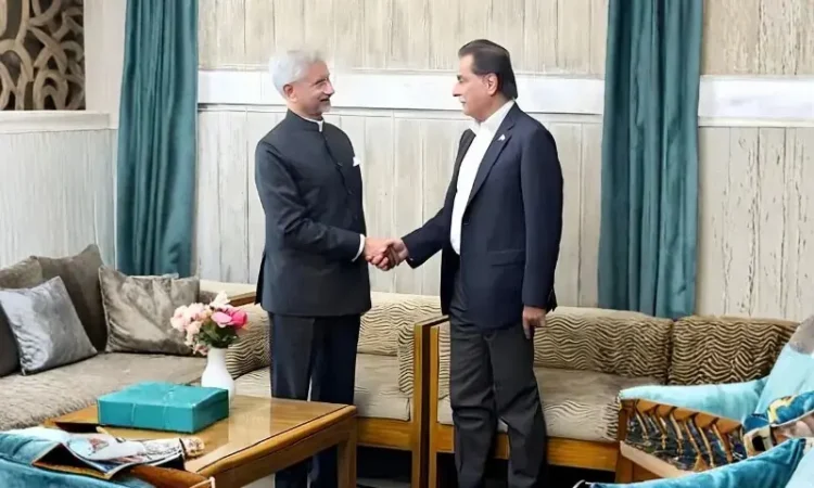 Ayaz Sadiq, Jaishankar Exchange Brief Courtesies on Sidelines of Khaleda Zia’s Funeral in Dhaka