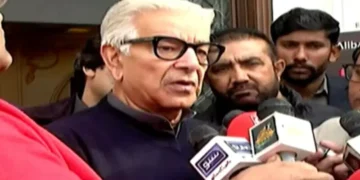 Defence Minister Khawaja Asif criticises PTI over reaction to DG ISPR’s remarks on Imran Khan